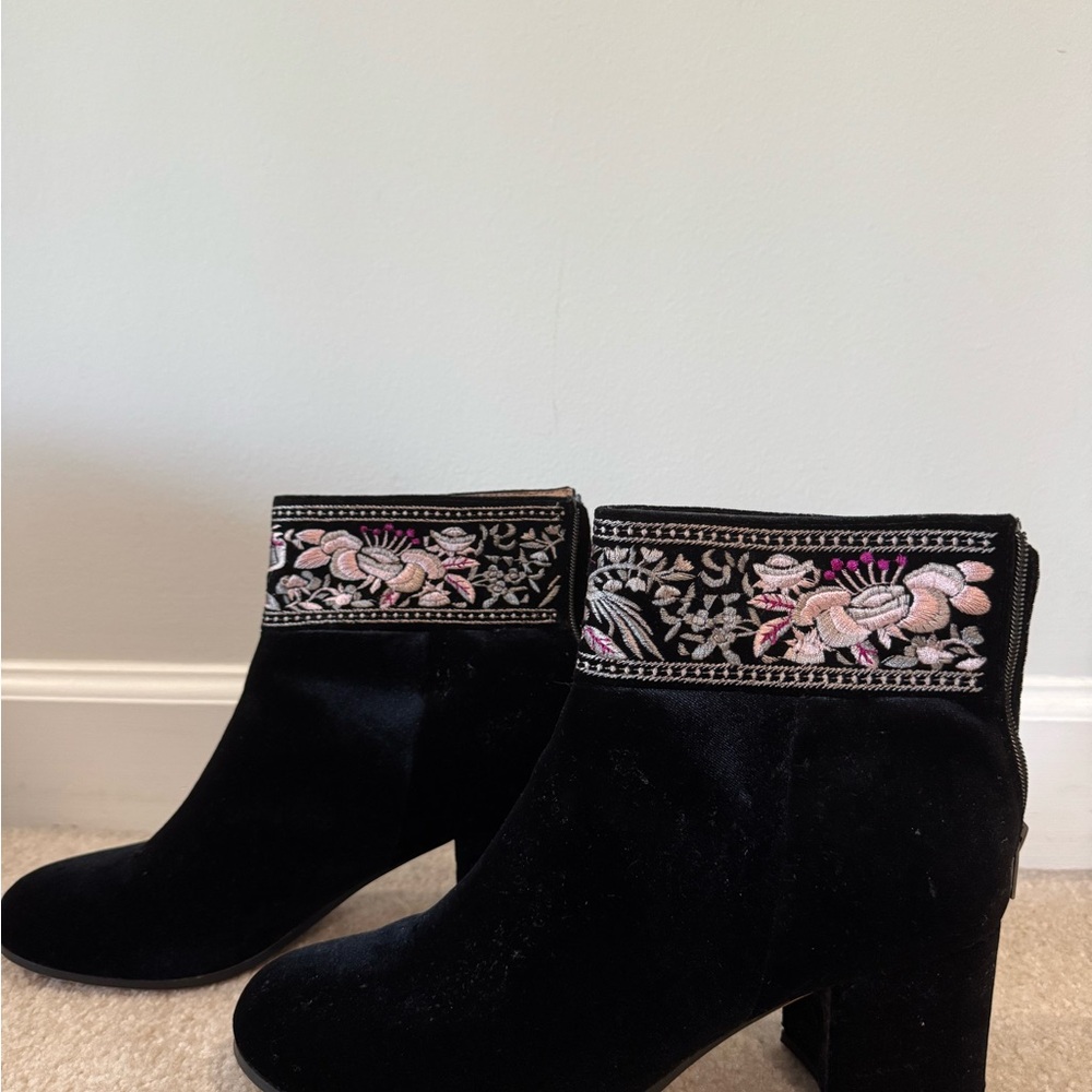 Francesca's Collections Black Velvet Ankle Boots with Pink Floral Embroidery
